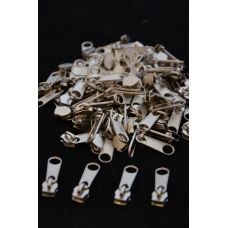 Бігунок на спіральну блискавку номер 7