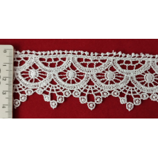 Мереживо синтетичне білого кольору