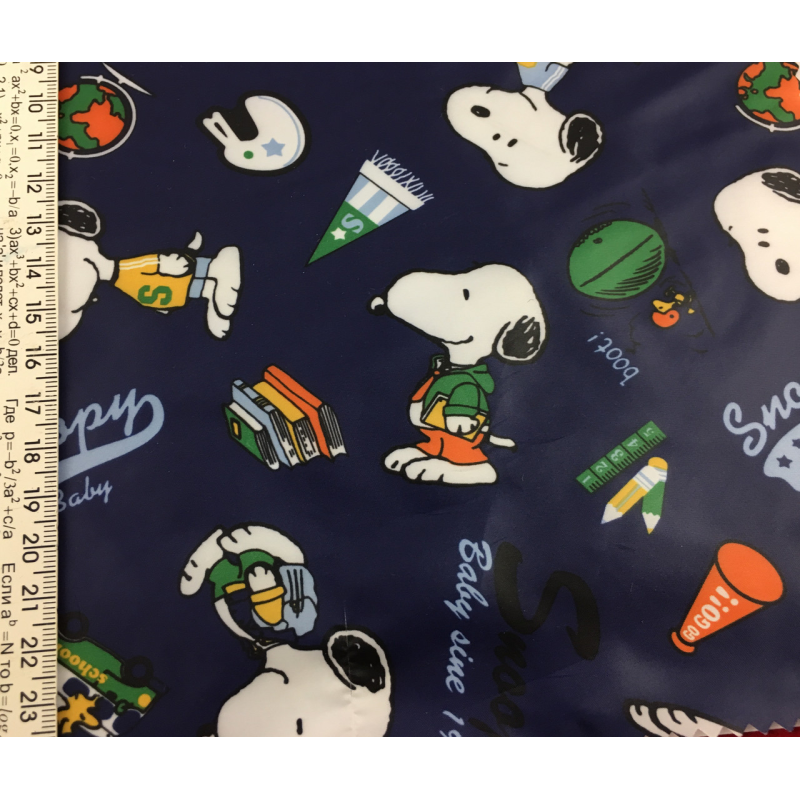 Плащівка снупі на темно-синьому Плащівка снупі на темно-синьому