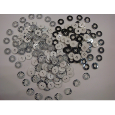 Ґудзики Fashion Fashion на чорному тлі