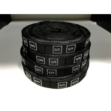 Розмірна стрічка чорна вишита (S)
