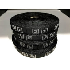 Розмірна стрічка чорна вишита (M)