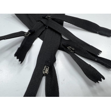 Блискавка зворотна спіральна тип 3 мм (18 см) пластиковий язичок