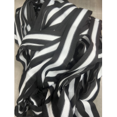 Лампасна тасьма 4 см чорна з білою смужкою 50 м у бобіні